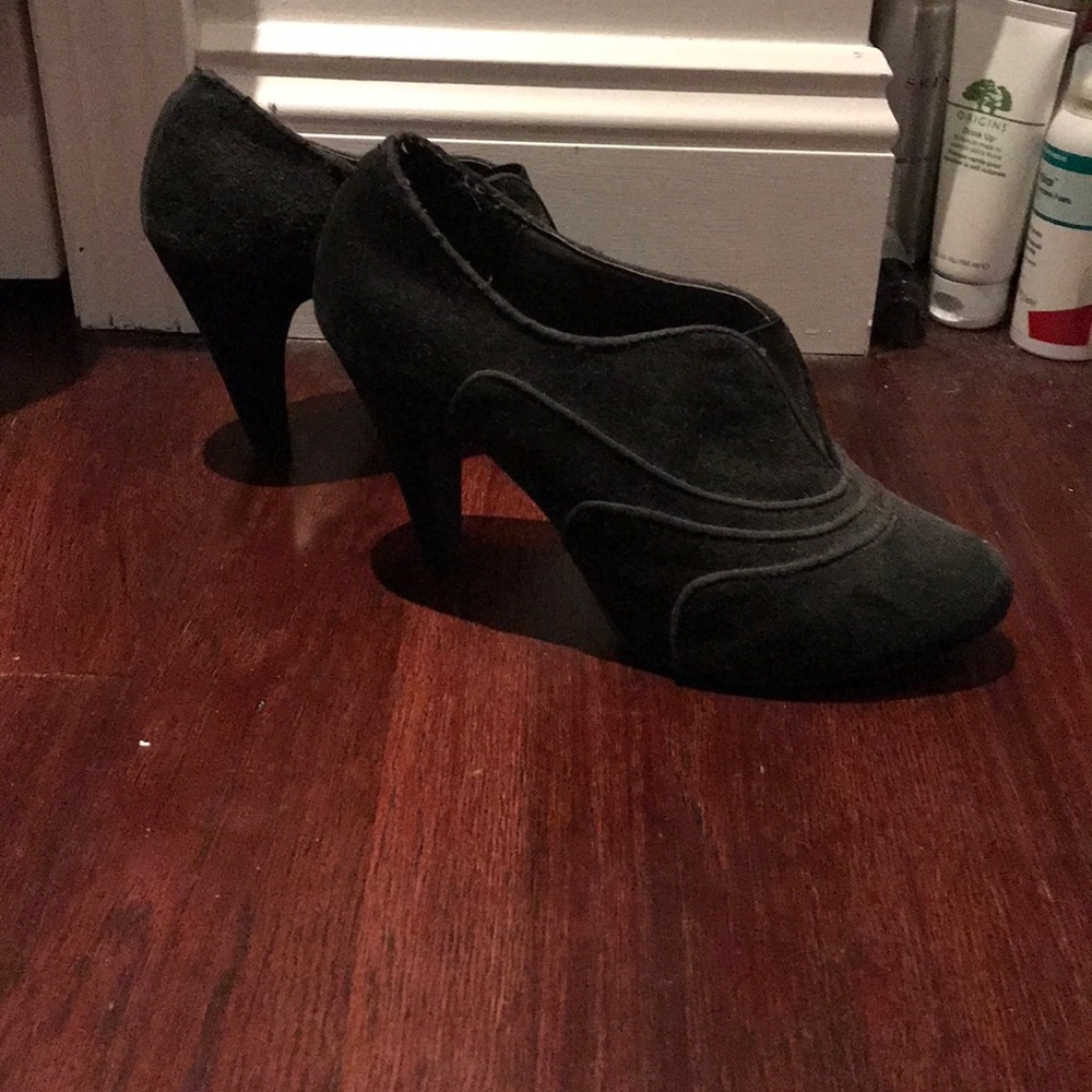 Steve Madden Faux Suede Heels